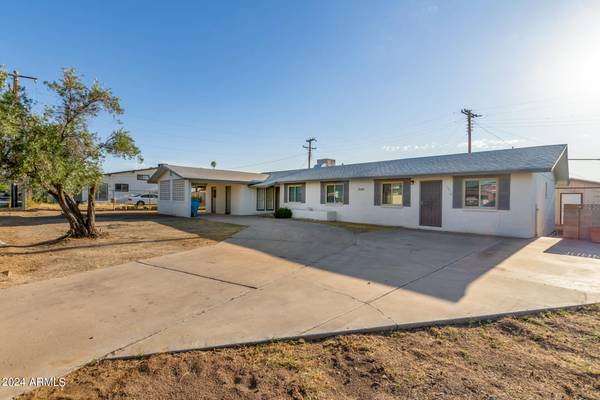 7218 S 3rd Avenue, Phoenix, AZ 85041