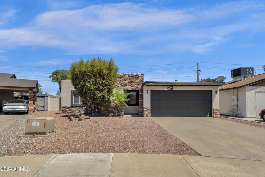 19633 N 6TH Place, Phoenix, AZ 85024