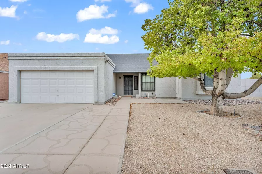 5502 W GARDEN Drive, Glendale, AZ 85304