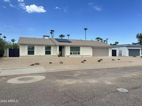 13440 N 1ST Street, Phoenix, AZ 85022