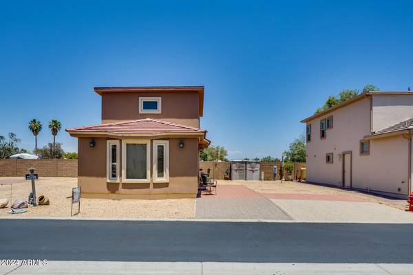 Surprise, AZ 85374,17200 W BELL Road #1761