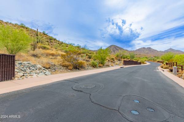 14515 E PRAIRIE DOG Trail #9, Fountain Hills, AZ 85268