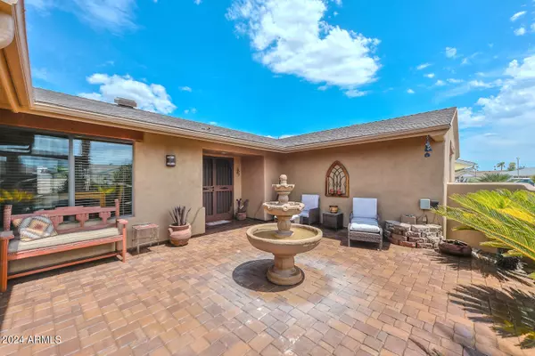 Sun City, AZ 85351,9450 W NEWPORT Drive