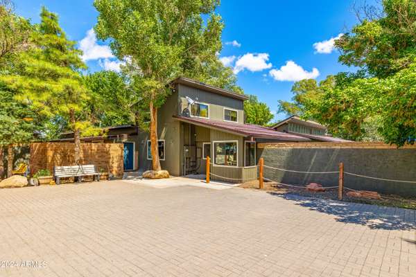 Flagstaff, AZ 86004,7155 KAVANAGH Way