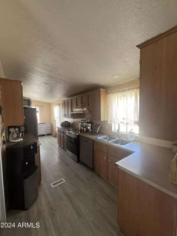 Tonopah, AZ 85354,3522 S 335TH Avenue