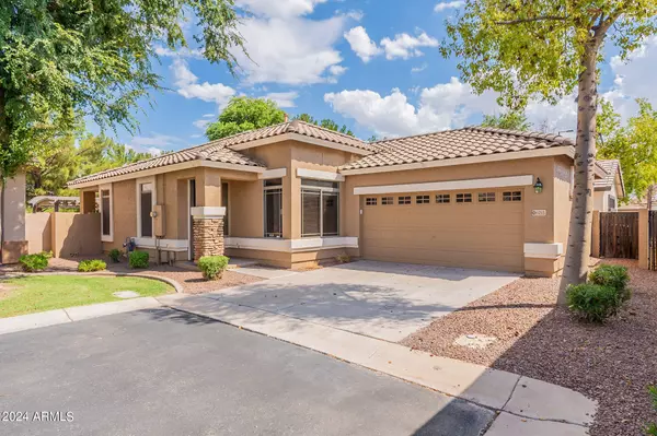 1213 S ROGER Way,  Chandler,  AZ 85286