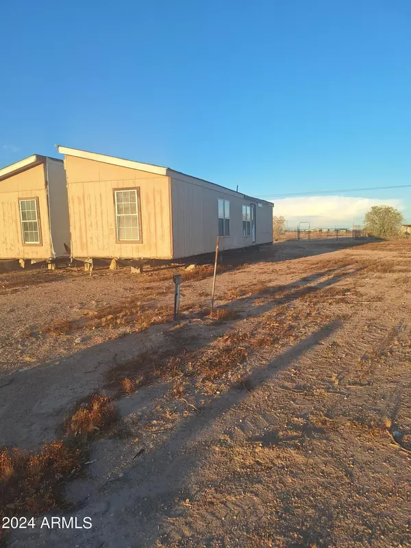 Tonopah, AZ 85354,1300 S 367th Avenue W