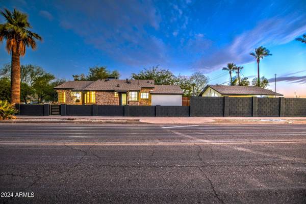 Phoenix, AZ 85007,1701 W ENCANTO Boulevard