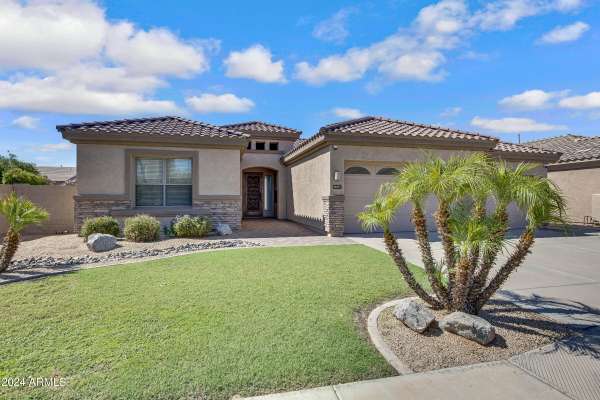 2109 E Winchester Way,  Chandler,  AZ 85286