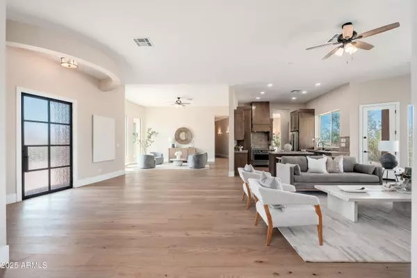 Mesa, AZ 85207,3518 N SHADOW Trail