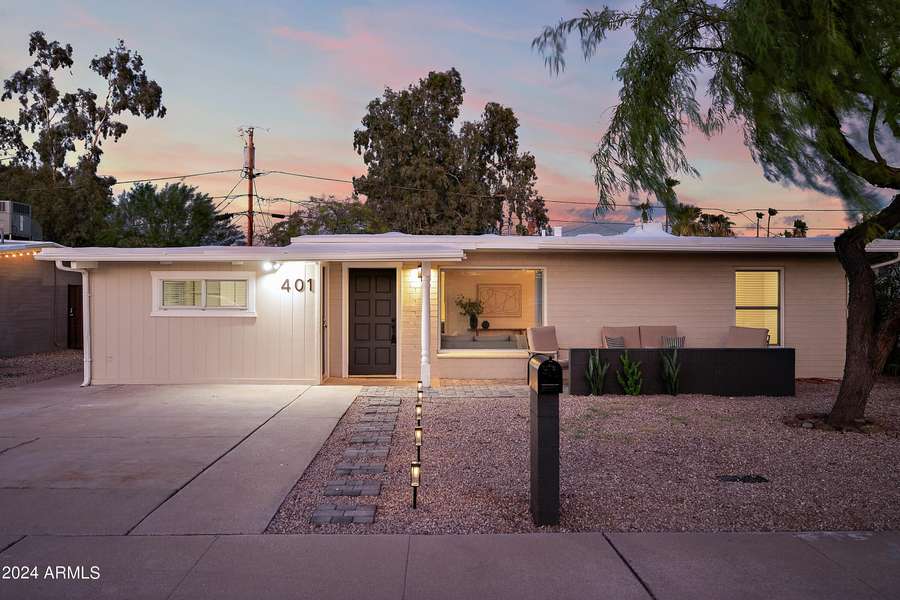 401 S ROBERT Road, Tempe, AZ 85281