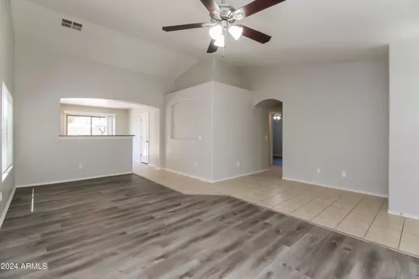 Maricopa, AZ 85138,44035 W SNOW Drive