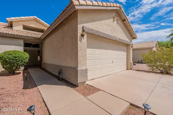 Gilbert, AZ 85296,1059 S BUTTE Lane