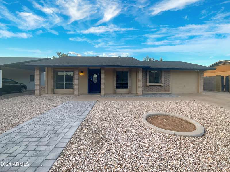 3266 E EL MORO Avenue, Mesa, AZ 85204