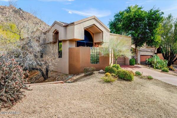 25150 N WINDY WALK Drive #5, Scottsdale, AZ 85255