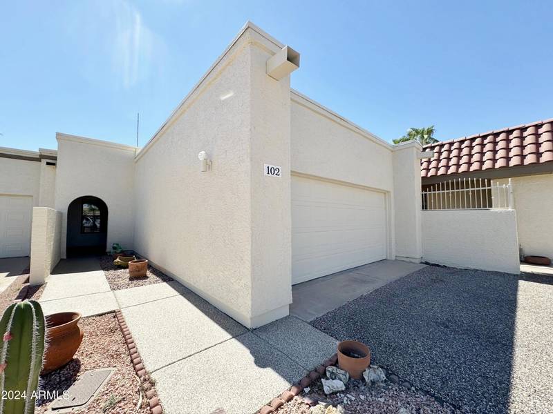 8815 W AVENIDA DE AMIGOS Circle #102, Arizona City, AZ 85123