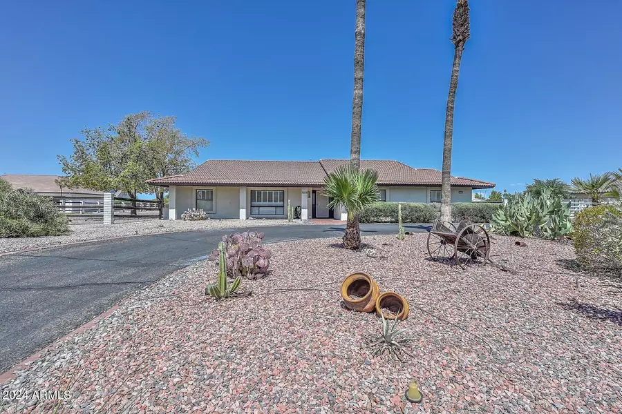 11118 W CUMBERLAND Drive, Sun City, AZ 85351