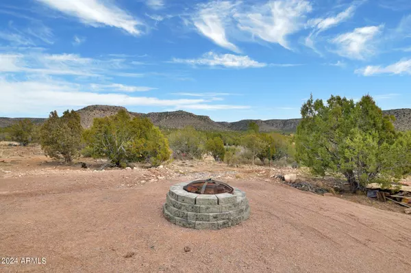 Paulden, AZ 86334,29869 Feather Mountain 13ac --