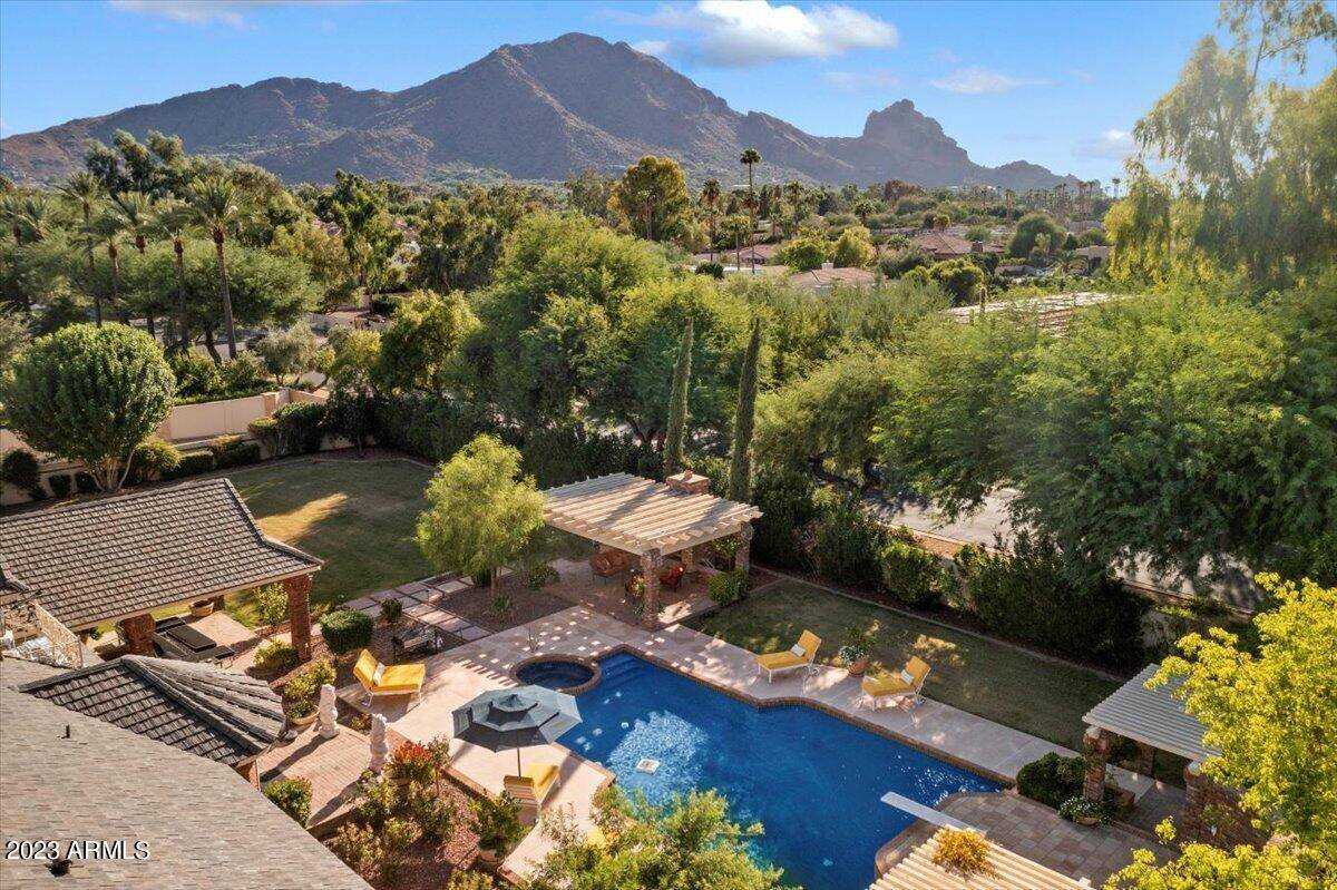 Paradise Valley, AZ 85253,6600 N 64TH Place