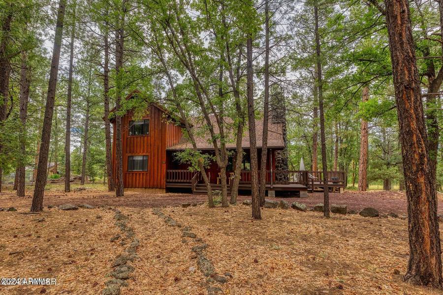 664 S ADAIR SPRINGS Lane, Pinetop, AZ 85935