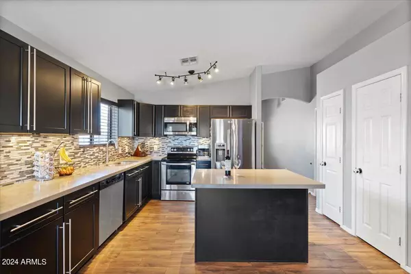 Phoenix, AZ 85027,19006 N 11TH Drive