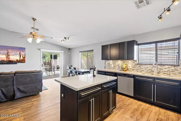 Phoenix, AZ 85027,19006 N 11TH Drive