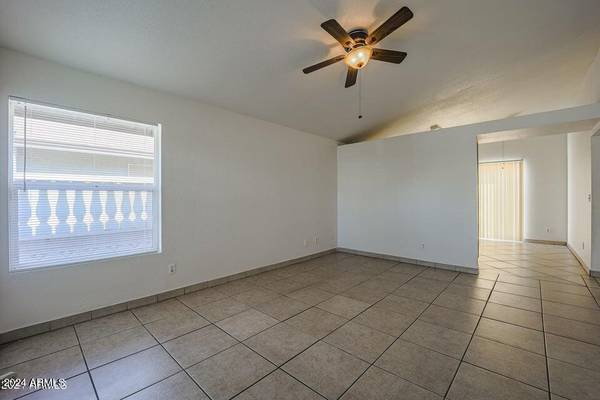 Phoenix, AZ 85037,8461 W SELLS Drive