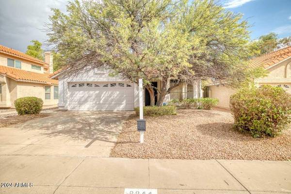 Scottsdale, AZ 85260,8844 E CHARTER OAK Drive