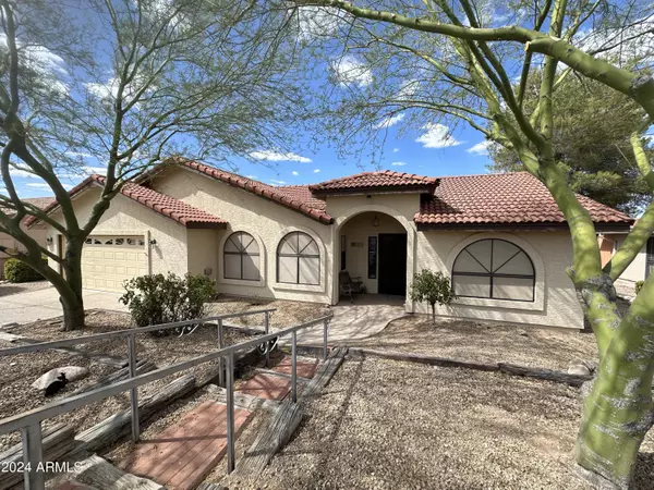 2170 W TERRACE Drive, Wickenburg, AZ 85390