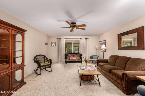 Mesa, AZ 85206,182 LEISURE WORLD --