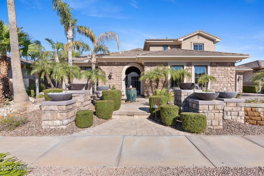 332 W MALIBU Drive, Chandler, AZ 85248