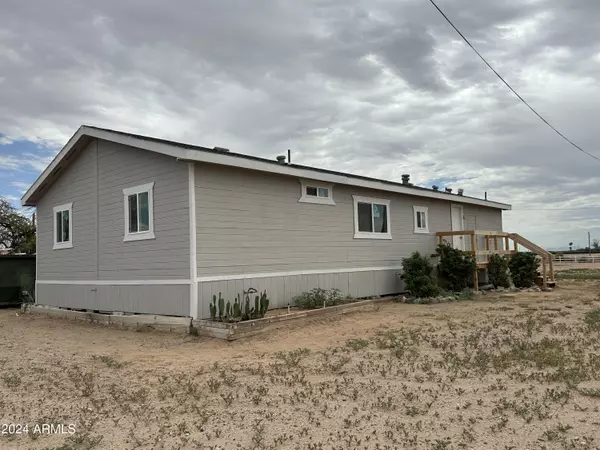 8217 W Randolph Road, Casa Grande, AZ 85194