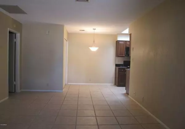 Phoenix, AZ 85027,312 W YUKON Drive #7