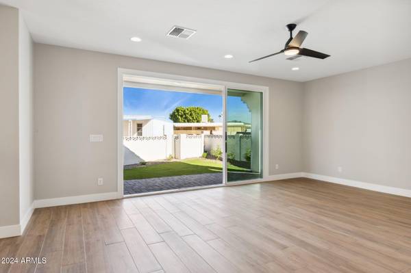 Mesa, AZ 85215,5816 E MONTARA Place