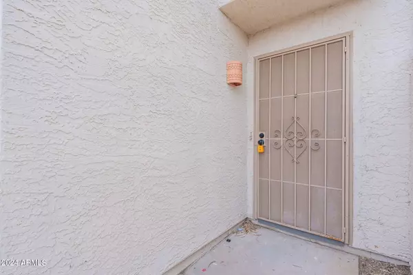Mesa, AZ 85202,1342 W EMERALD Avenue #274