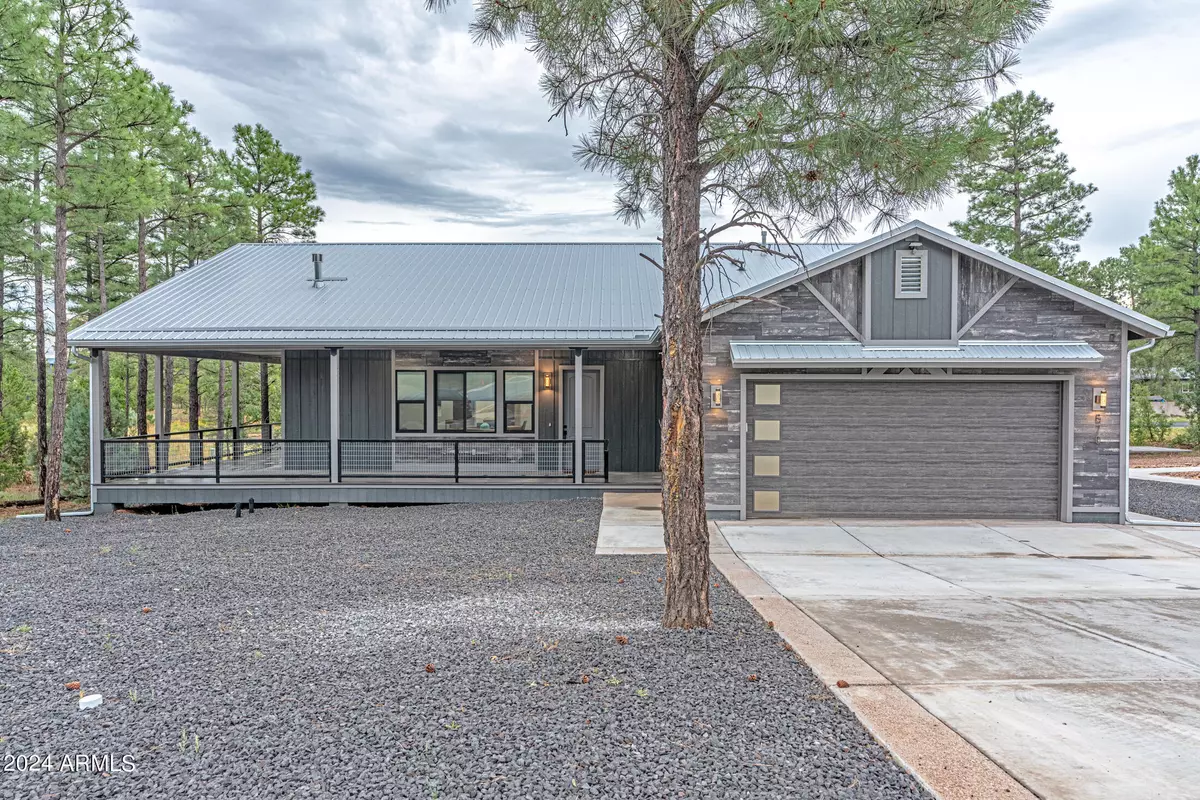 Show Low, AZ 85901,570 S Mountain Pines Avenue