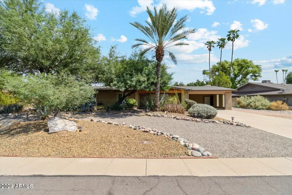 Paradise Valley, AZ 85253,5838 E COCHISE Road