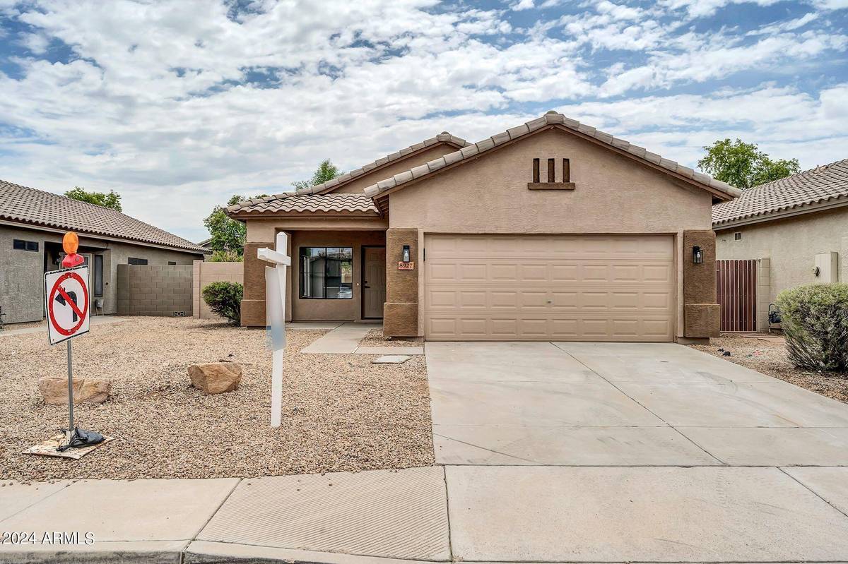 Peoria, AZ 85345,8927 W SHAW BUTTE Drive