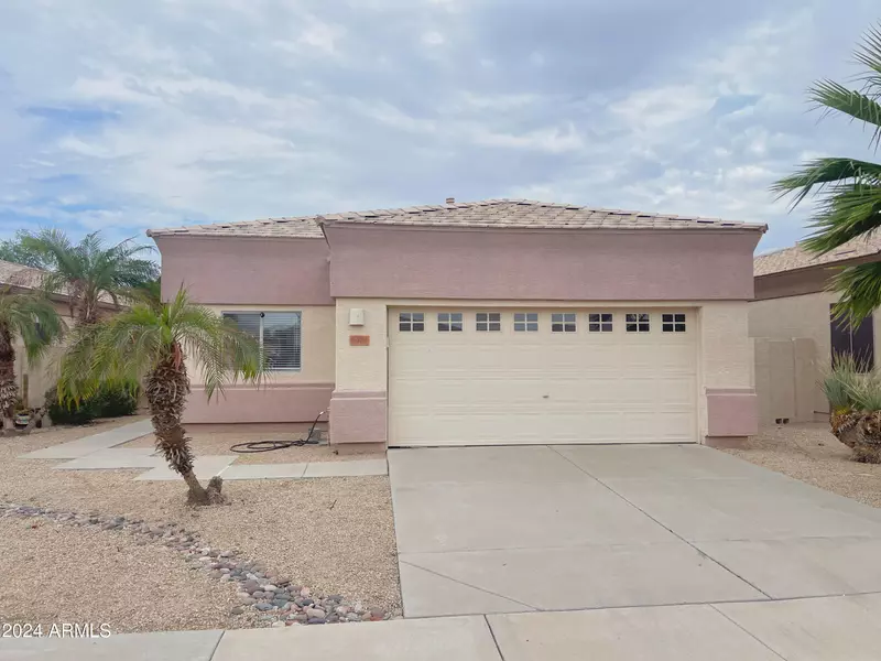 6370 W Blackhawk Drive, Glendale, AZ 85308