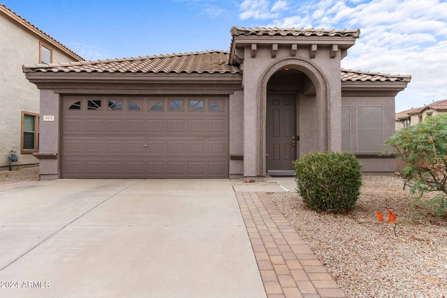 856 E DESERT MOON Trail, San Tan Valley, AZ 85143