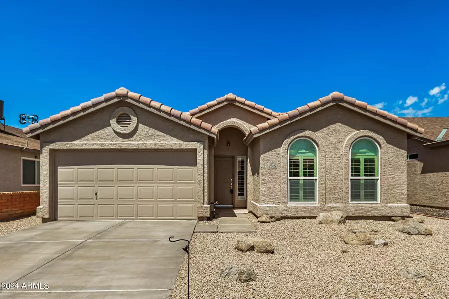 1782 E PEACH TREE Drive, Chandler, AZ 85249