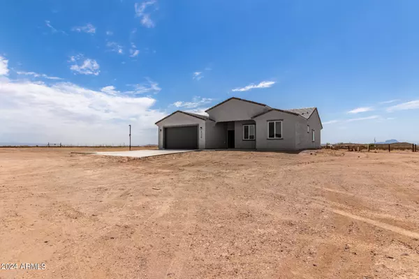 Tonopah, AZ 85354,37129 W ILLINI Street