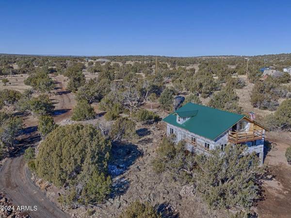 Concho, AZ 85924,680 County Road 8235 --