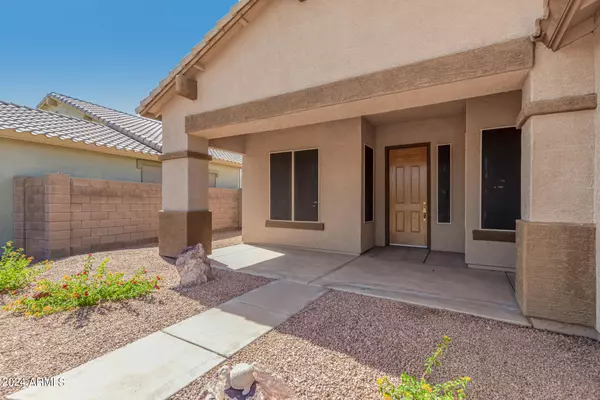 Chandler, AZ 85286,1901 E WOODSMAN Place