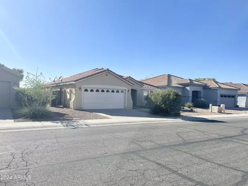 1869 N GREENWAY Lane, Casa Grande, AZ 85122