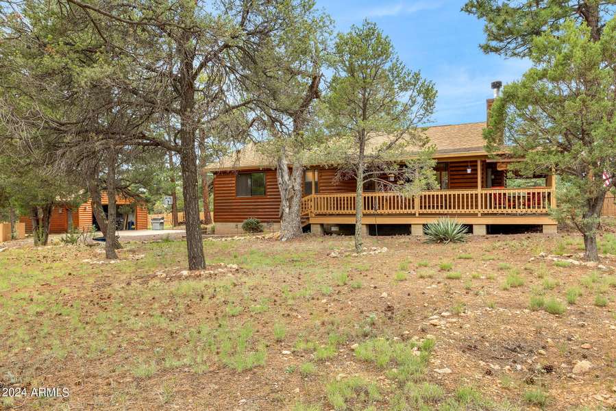 2203 FOUR POINT Circle, Overgaard, AZ 85933