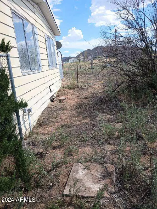 Pearce, AZ 85625,13244 S PETE KITCHENS Road