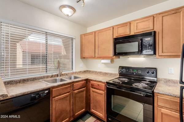 Scottsdale, AZ 85254,5122 E SHEA Boulevard #2115