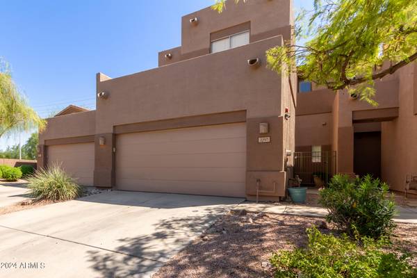 Chandler, AZ 85286,1297 W MARLIN Drive