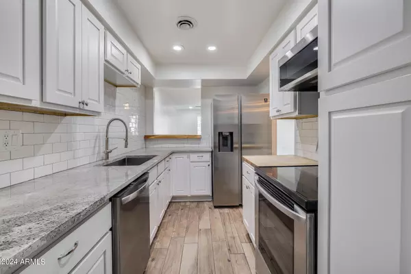 1263 E MARYLAND Avenue, Phoenix, AZ 85014